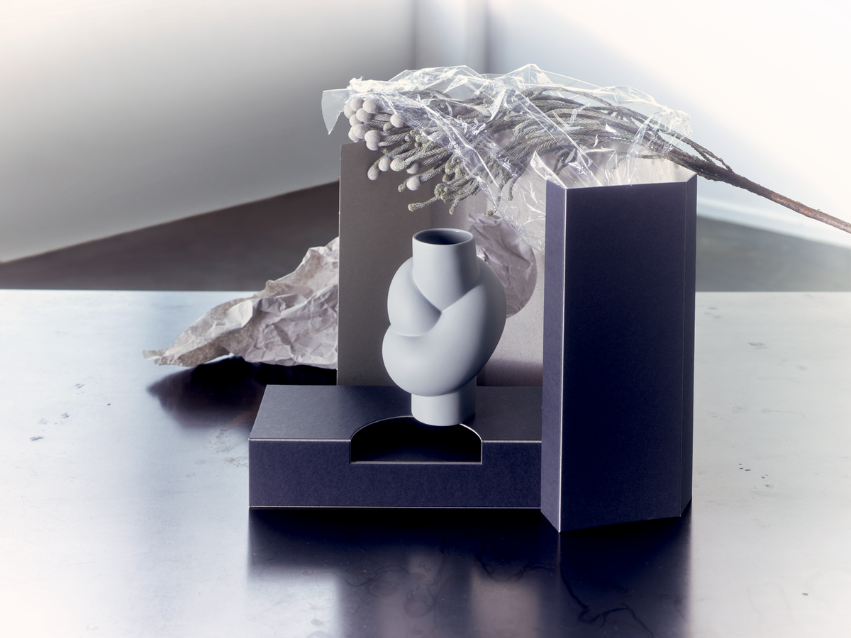 Rosenthal Node Vase 14 cm Lava Grau – Lifestyle