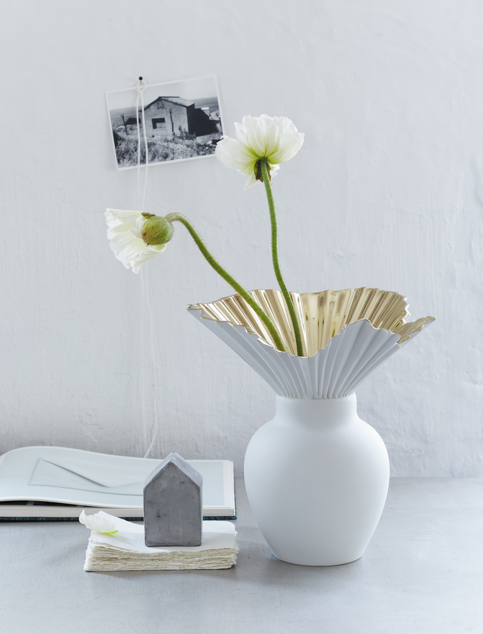 Rosenthal Falda Vase 27 cm Gold titanisiert – Lifestyle