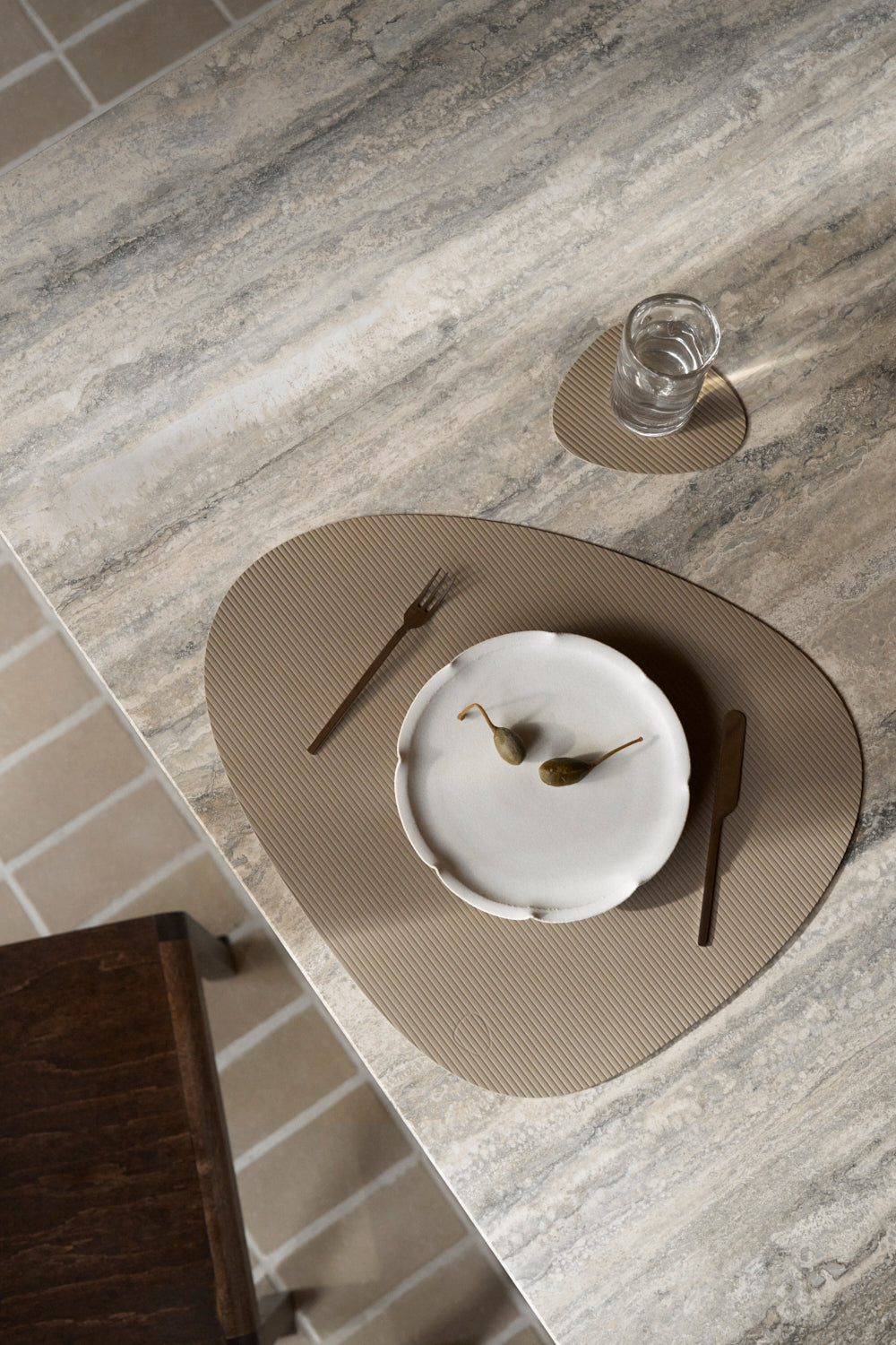 LIND DNA Tischset Curve L Corduroy