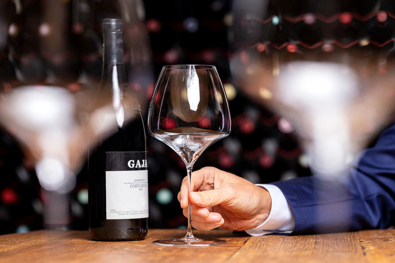 RIEDEL Manufaktur Vitis Weinglas im Weinambiente